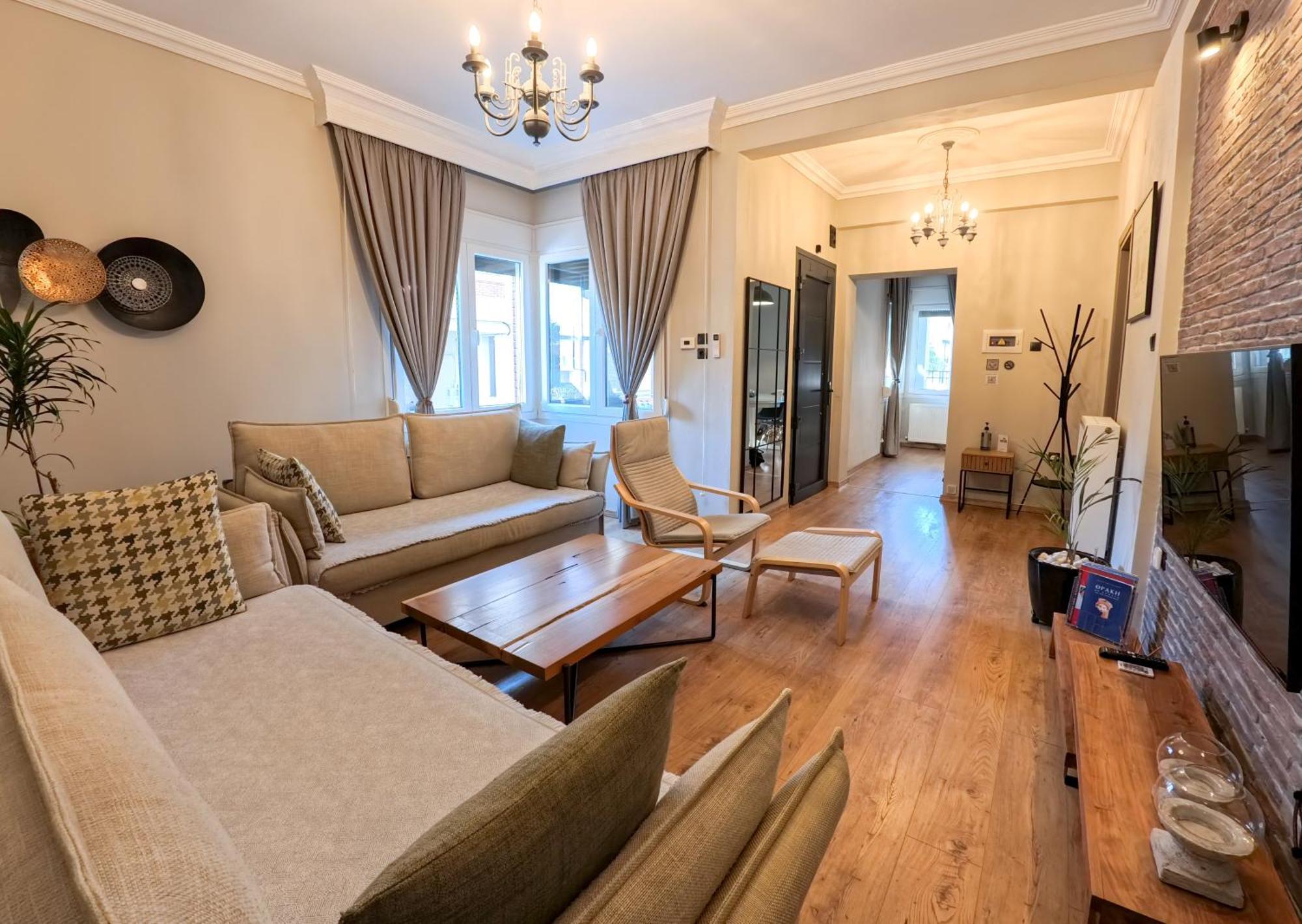 Living Life Apartment Komotini Eksteriør billede