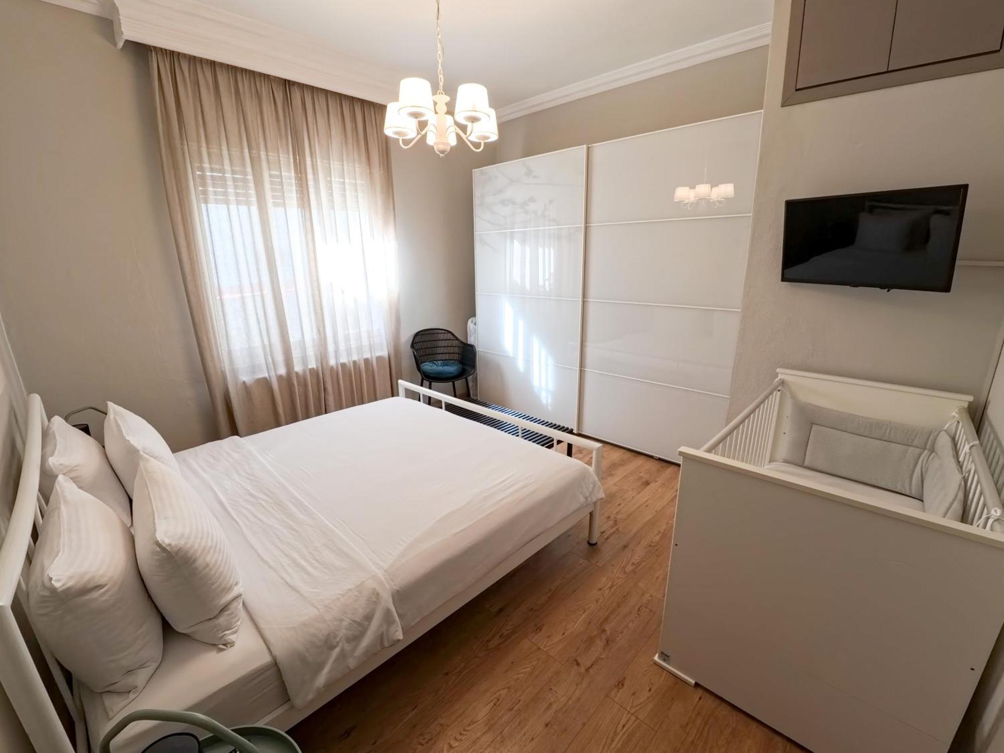 Living Life Apartment Komotini Eksteriør billede
